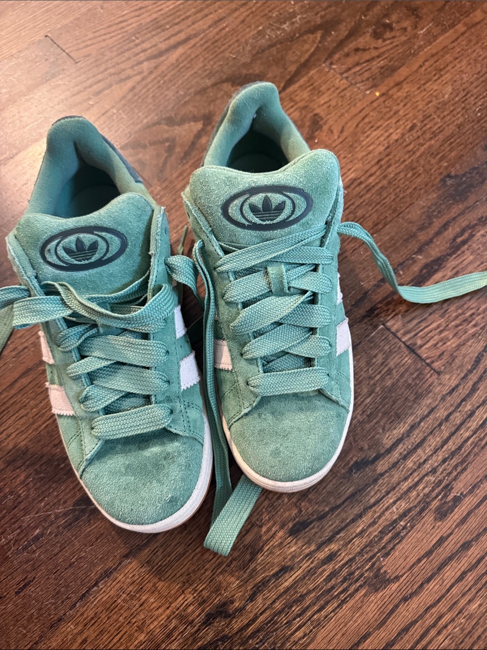 Adidas campus